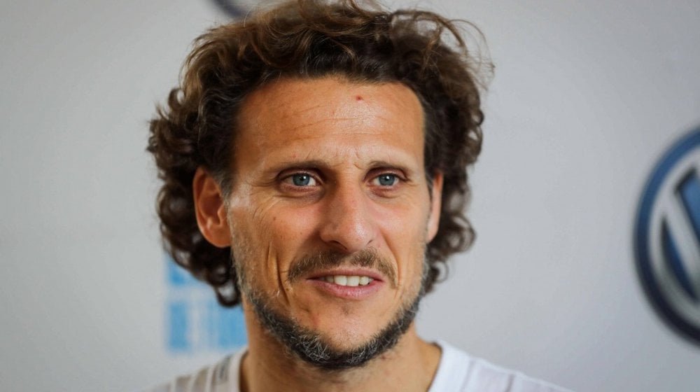 Amtosfera je bila kao na "Old Trafordu": Dijego Forlan pred domaćom publikom debitovao kao teniser (VIDEO) 8