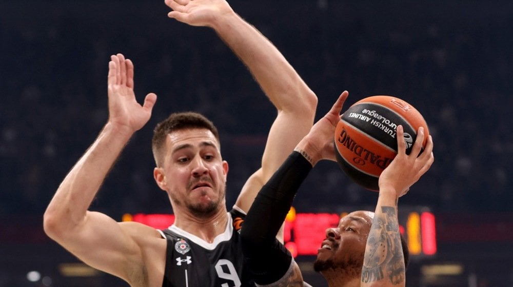 Partizan nemoćan u Istanbulu, Fenerbahče stigao do lake pobede u Evroligi 11