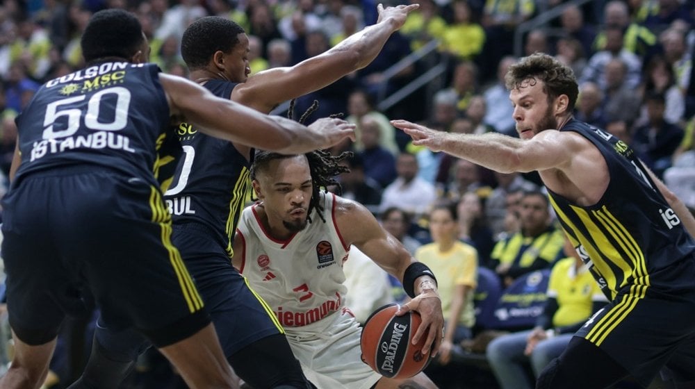 Košarkaši Fenerbahčea pobedili Virtus u Evroligi 11