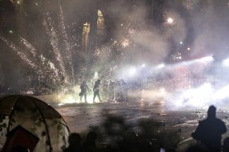 Maskirani policajci u Gruziji jutros izveli kaznenu operaciju: Nemilosrno tukli i hapsili demonstrante (VIDEO, FOTO) 2