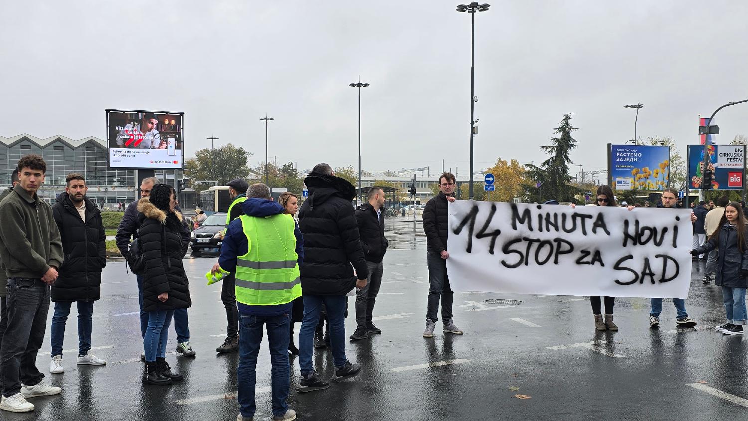 14 minuta za 14 izgubljenih života: Kako su izgledali Novi Sad i Beograd u vreme akcije (FOTO, VIDEO) 6