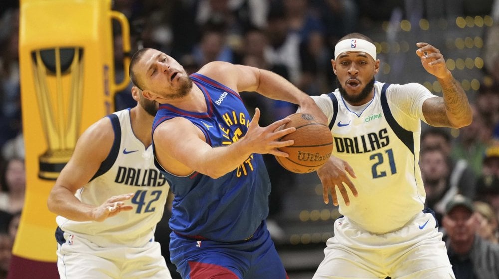 Nikola Jokić, AP Photo/Jack Dempsey