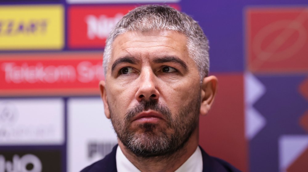 Kolarov predstavljen kao selektor mlade reprezentacije: Lepo je sedeti na klupi Zvezde i Partizana, ali igraće oni koji su standardni u svojim klubovima 10