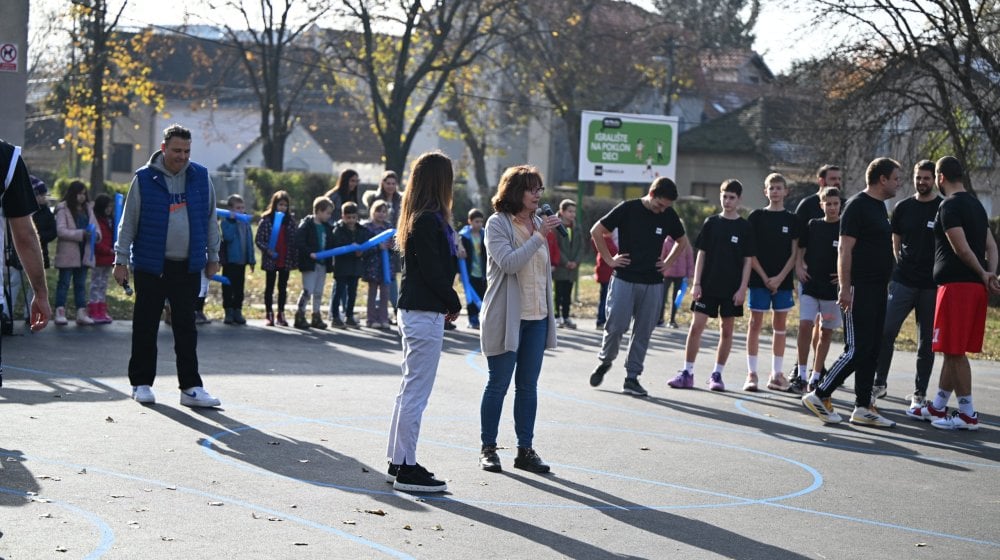 SBB fondacija donira sportski teren školi u Zemunu 8