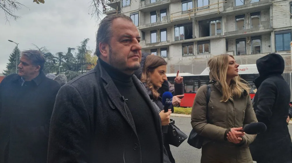 Protest Zastani Srbijo: Kako je izgledala akcija ProGlasa ispred Specijalnog suda u Beogradu?(VIDEO) 14