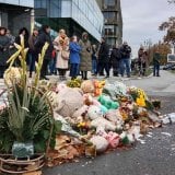 Protest Zastani Srbijo održan u Novom Sadu mirno, ali uz provokacije (FOTO/VIDEO) 5