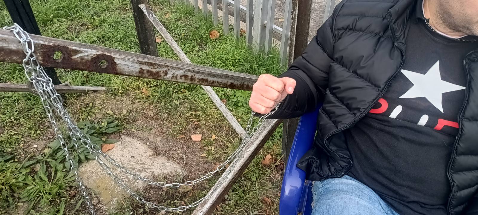 PUF-ovac se vezao za zatvor u Klisi - poneo i zrenjaninsku vodu (FOTO, VIDEO) 2