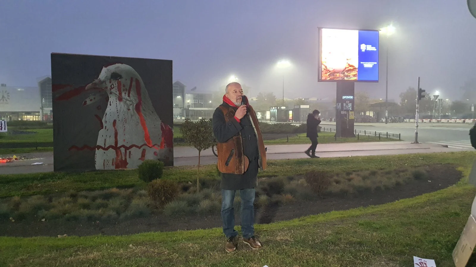 Završen protest u Novom Sadu: Na ivici incidenta zbog "Evromajdana", aktivisti poručili da nastavljaju akcije (FOTO, VIDEO) 10