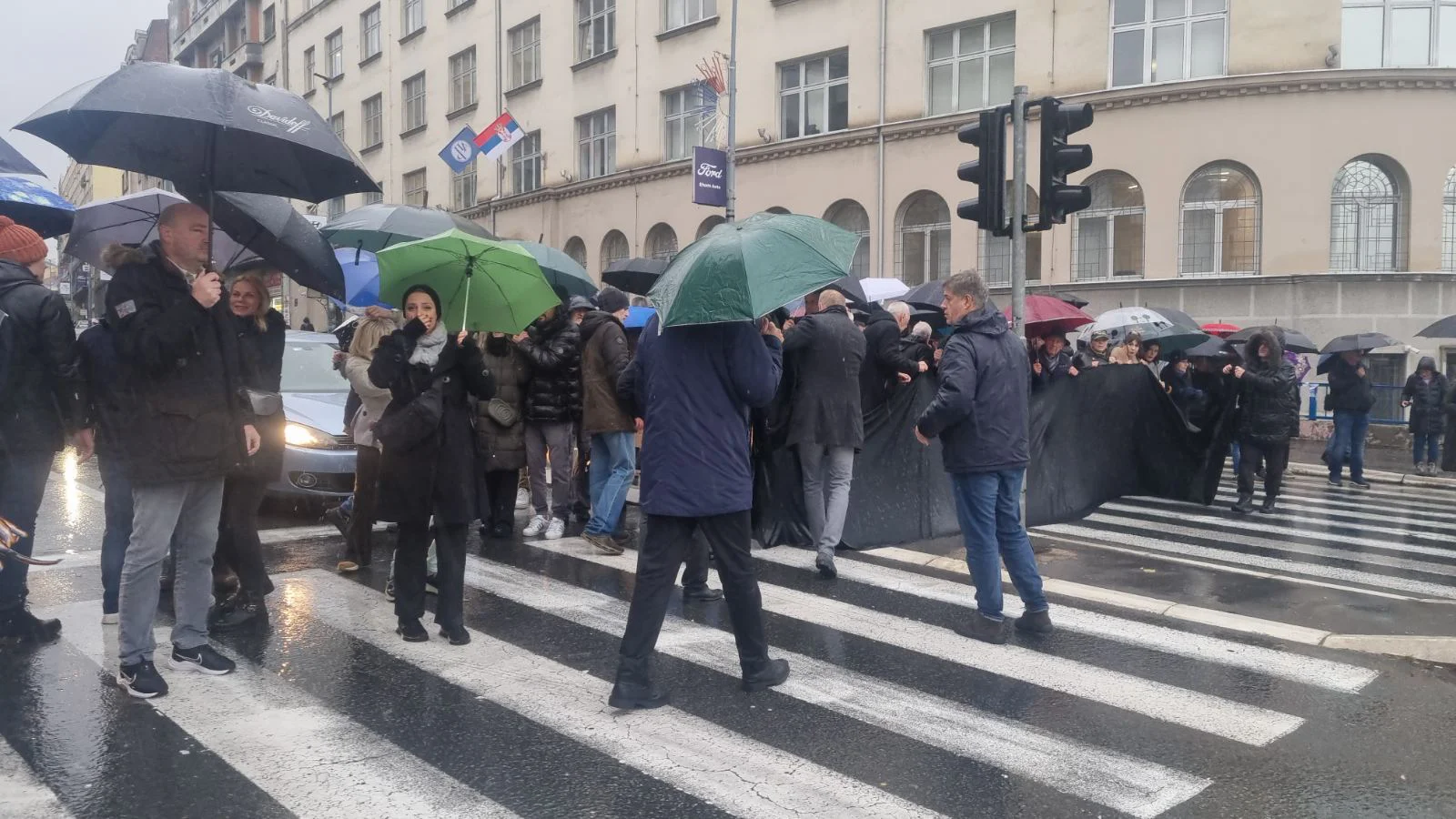 Kako je izgledala protestna blokada na Brankovom mostu "Zastani Srbijo 15 minuta za 15 života" (FOTO/VIDEO) 3