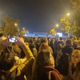 UNS: Tužilaštvo da istraži napad na snimatelja tokom protesta u Novom Sadu 10