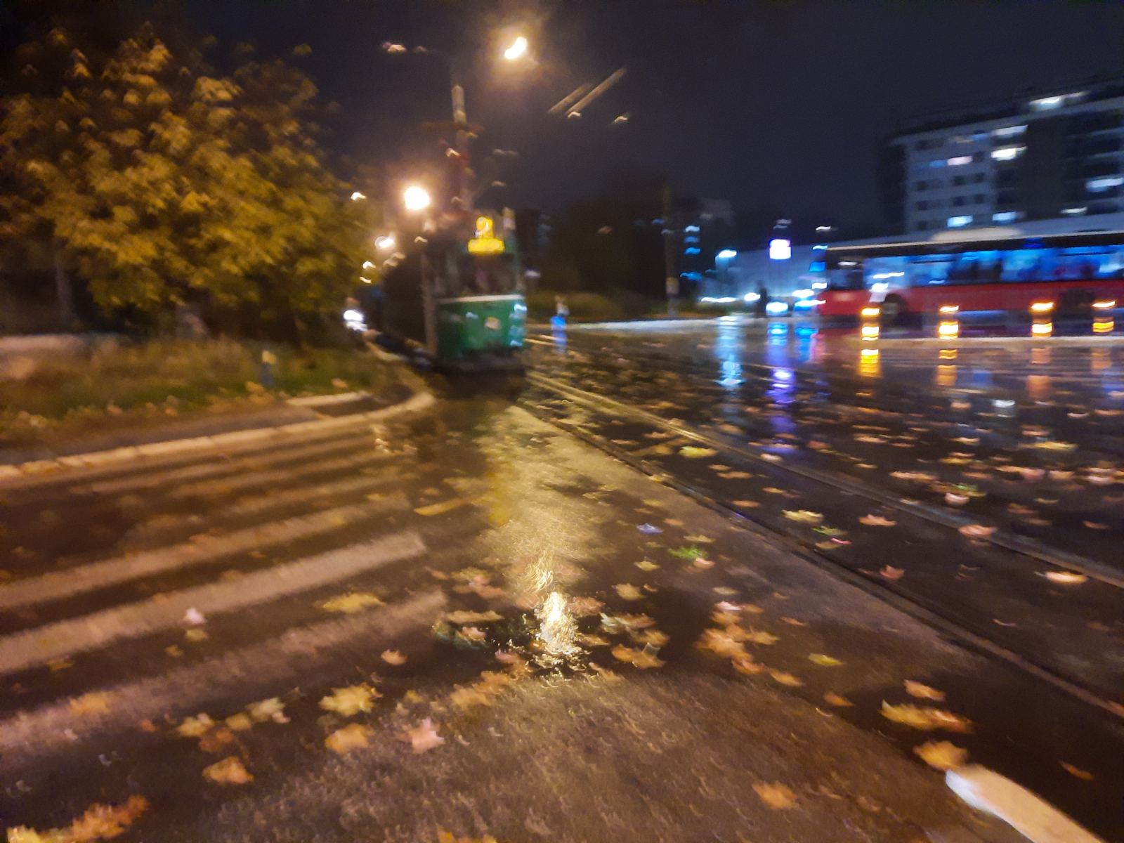 Tramvaji stoje u Vojvode Stepe zbog nestanka struje (VIDEO,FOTO) 4