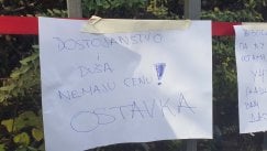 Skup za odbranu dostojanstva gimnazije Jovan Jovanović Zmaj: Đaci tražili ostavku direktora (FOTO, VIDEO) 11