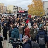 Učenički parlament Gimnazije "Jovan Jovanović Zmaj" naveo da je saopštenje direktora nevažeće 4