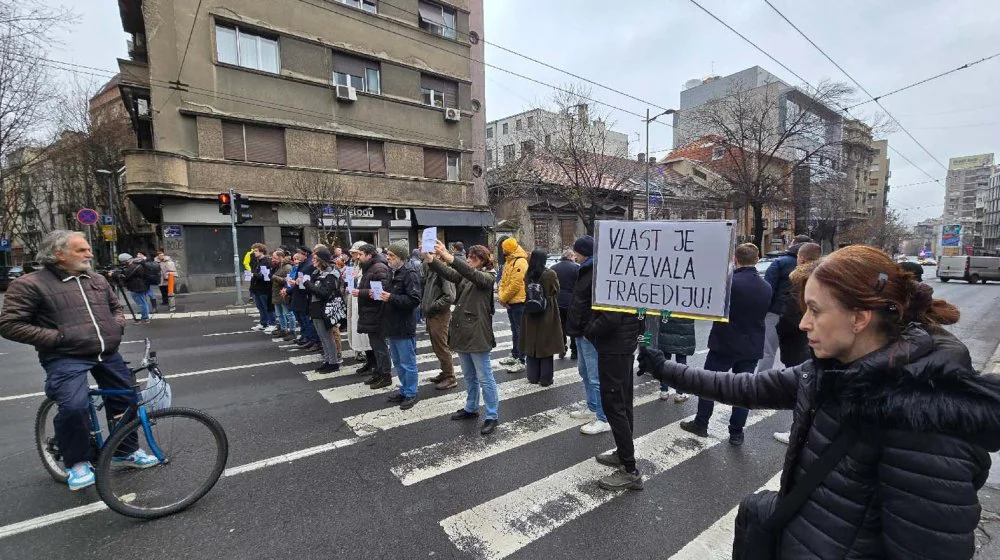 Direktor Sarajevo-gasa Istočno Sarajevo sukobio se sa studentima u Beogradu (VIDEO) 8