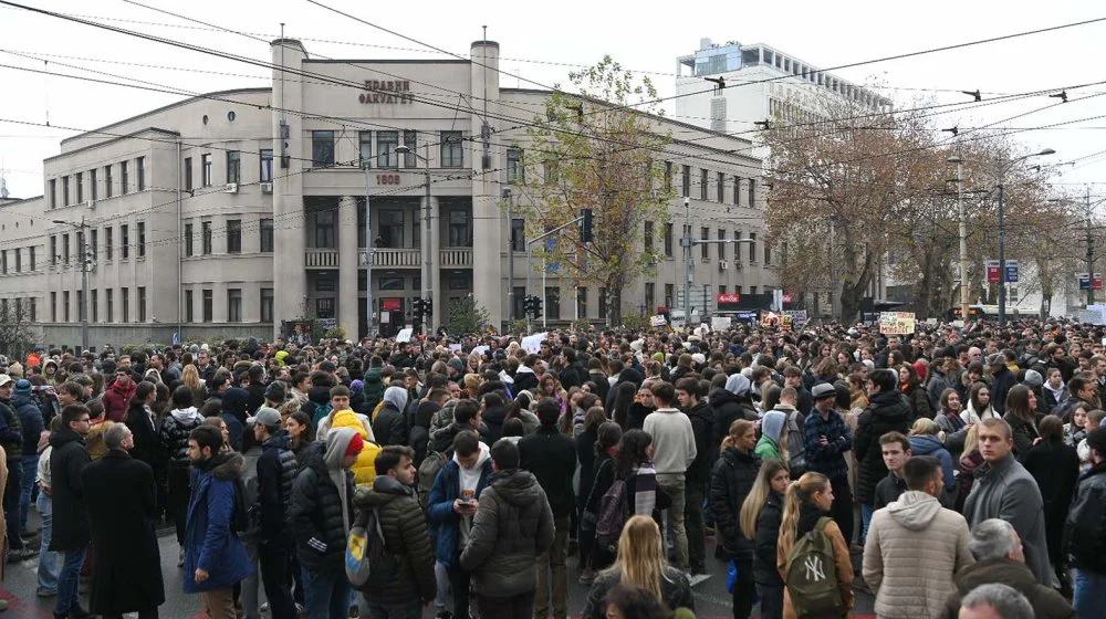 Međunarodno udruženje likovnih kritičara AICA-sekcija Srbija podržalo studente i profesore: "Pridružujemo se javnosti u zahtevima koji su istaknuti na protestima" 1