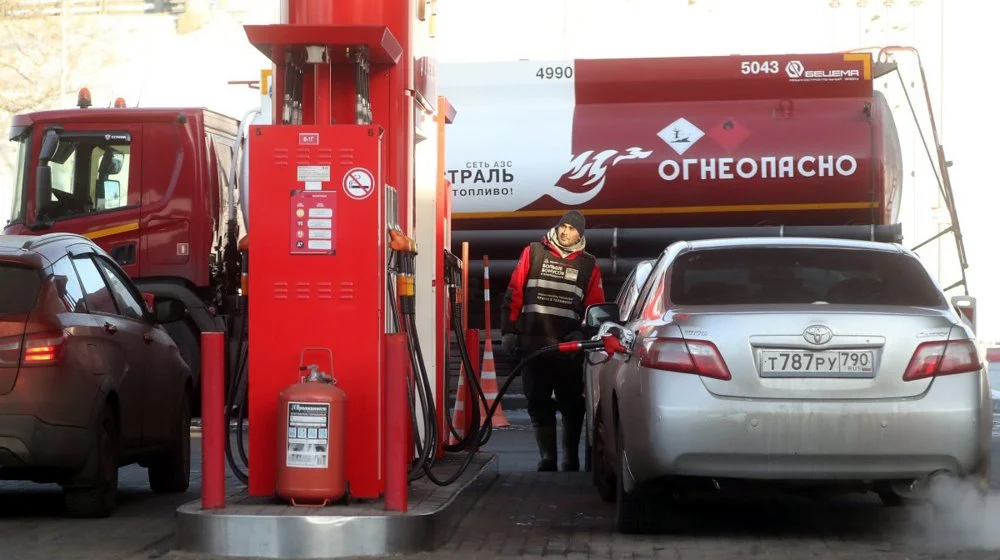 Rusija obara rekorde: Cene benzina najveće za 13 godina, u 2025. će biti nastavljen rast 9