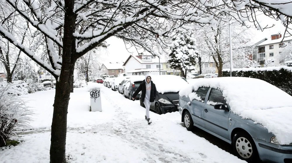 Snežne padavine okovale region: U FBiH oko 60.000 potrošača, u jednom mestu u Hrvatskoj očekuju metar snega... 8