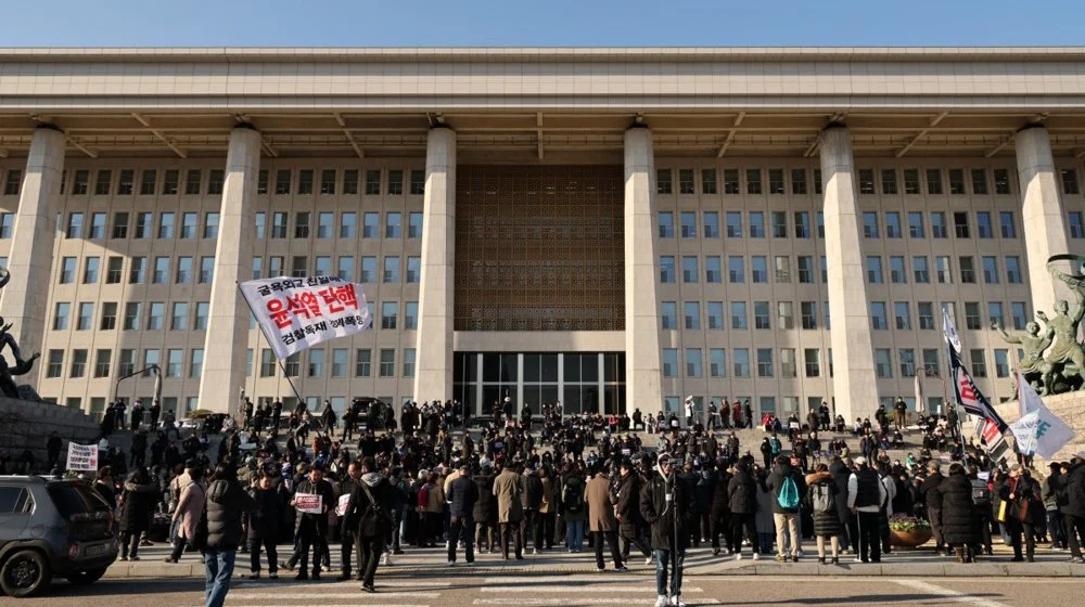 Neki poslanici spavaju u Skupštini, predsednik pokušava da blokira svoj opoziv: Južna Koreja nakon odluke o ukidanju vanrednog stanja 1