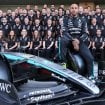 Hamilton se na emotivan način oprostio od Mercedesa, a Sajnc od Ferarija (FOTO) 14