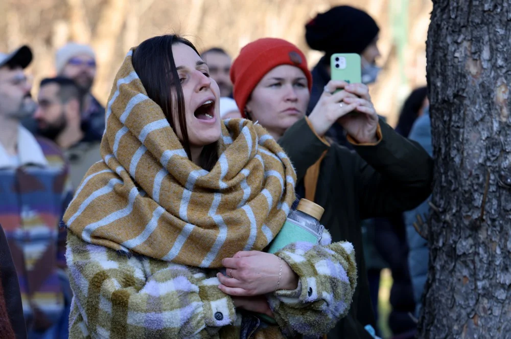 "Vazduh nam je otrov, vlast nam je gluva": U Skoplju održan protestni marš zbog zagađenja, drugi ovog meseca (FOTO) 3