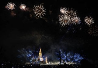 Doček Nove godine u svetu: Australija, Japan, Tajland i druge zemlje na istoku već ušle u 2025. (FOTO) 6