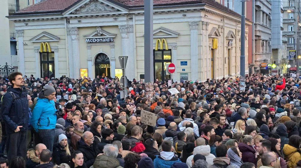 Studenti Univerziteta umetnosti: "Naša ljubav prema pravdi ne sanja zimski san" 8