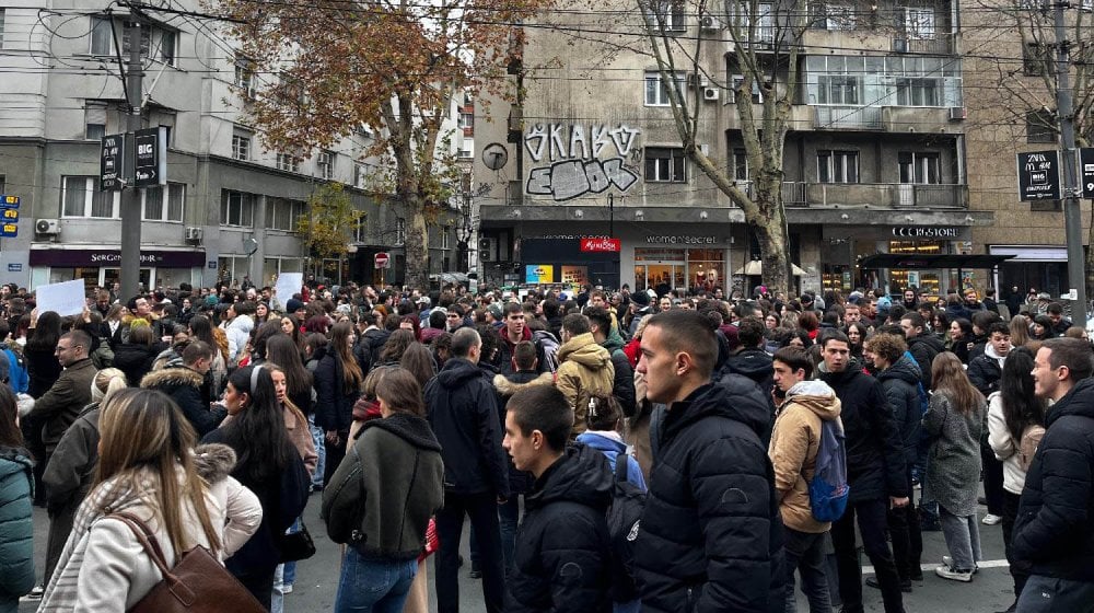 I studenti Fakulteta primenjenih umetnosti se pridružuju blokadama 1