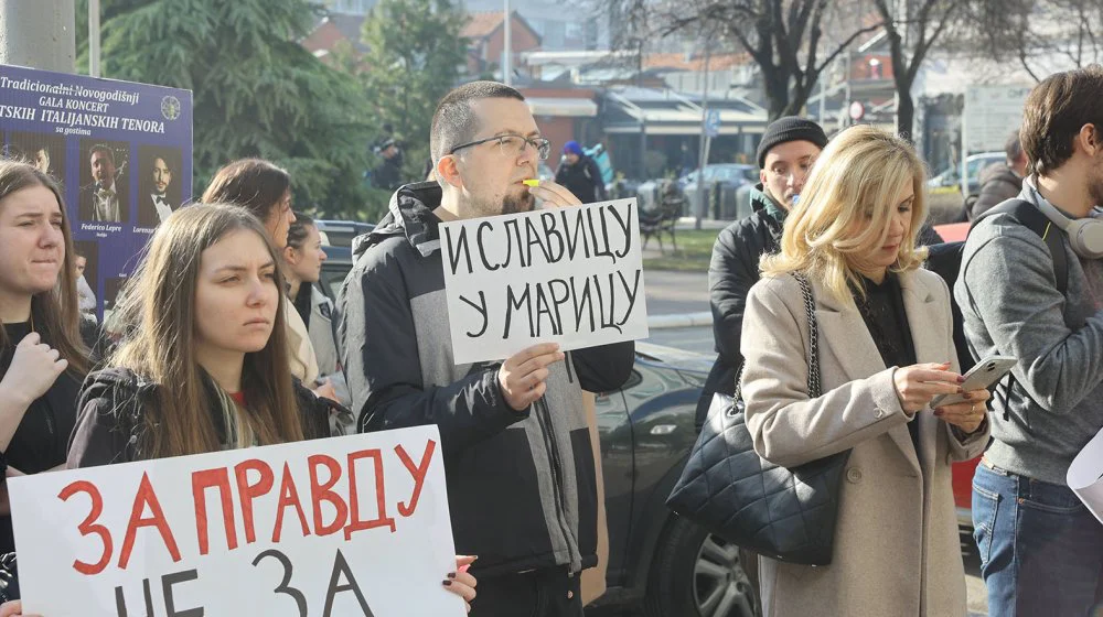 Studenti blokirali Most mladosti u Nišu (VIDEO) 7