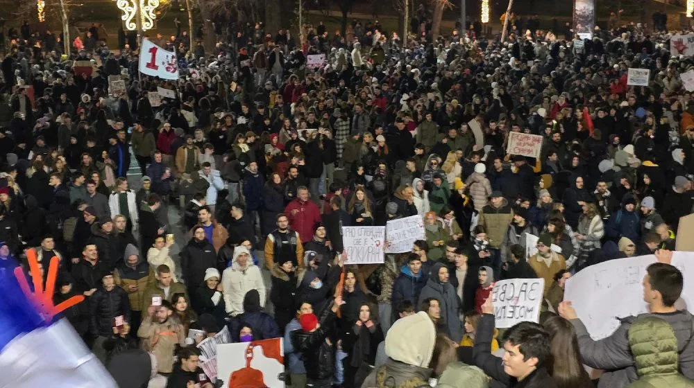 “Ostanite uz nas, tek smo počeli": Studenti posle protesta na Slaviji poslali poruku javnosti 9