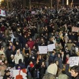 “Ostanite uz nas, tek smo počeli": Studenti posle protesta na Slaviji poslali poruku javnosti 6