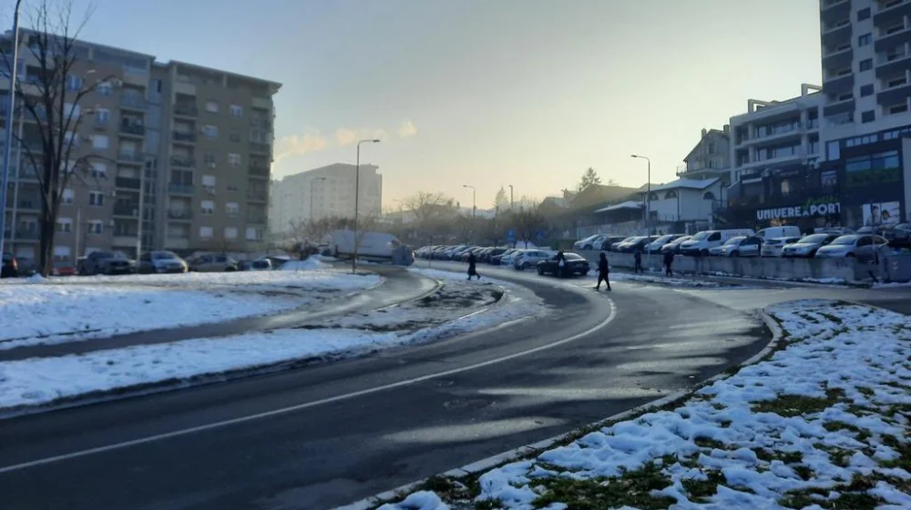 U Beogradu, prvi put u poslednjih 10 godina "ima" snega za Novu godinu – ali samo u tragovima 10