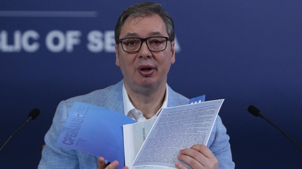 Vučić: Prema istraživanju, najveći problem građanima u Srbiji su nasilni protesti 10