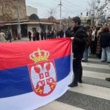 Skup roditelja i učenika ispred Prve beogradske gimnazije: Poštovati odluku plenuma 5