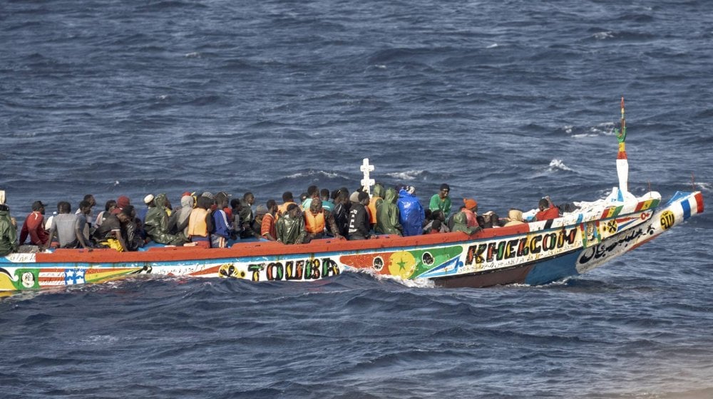 Oko 70 ljudi poginulo pokušavajući da morem stigne iz Afrike do Španije