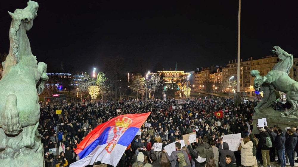 Francuski mediji: Talas protesta potresa Srbiju, režim poljuljan, Evropljani ćute 7