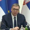 Vučić: "Vlada da formira tim za američke sankcije NIS-u" 12