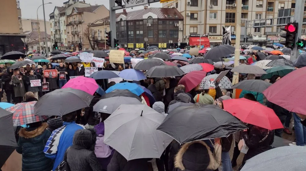 Srbija i danas zastaje na 15 minuta za 15 žrtava pada nadstrešnice na Železničkoj stanici u Novom Sadu 7