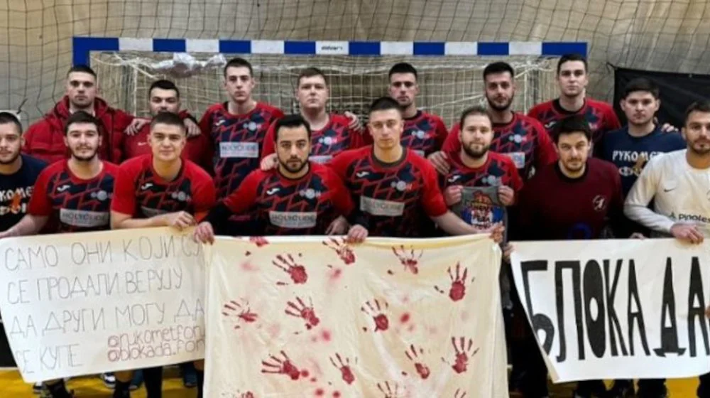 Rukometaši podržali protest: "Videli smo da sportisti ne učestvuju u celoj svoj priči i hteli smo da mi pošaljemo poruku" 9