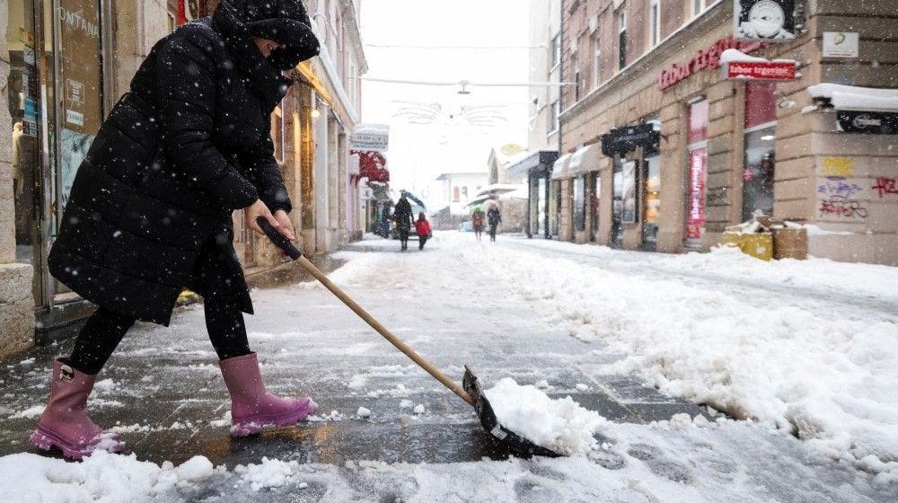 Sneg u Bosni: Bez struje i grejanja, na neprohodnim putevima 9