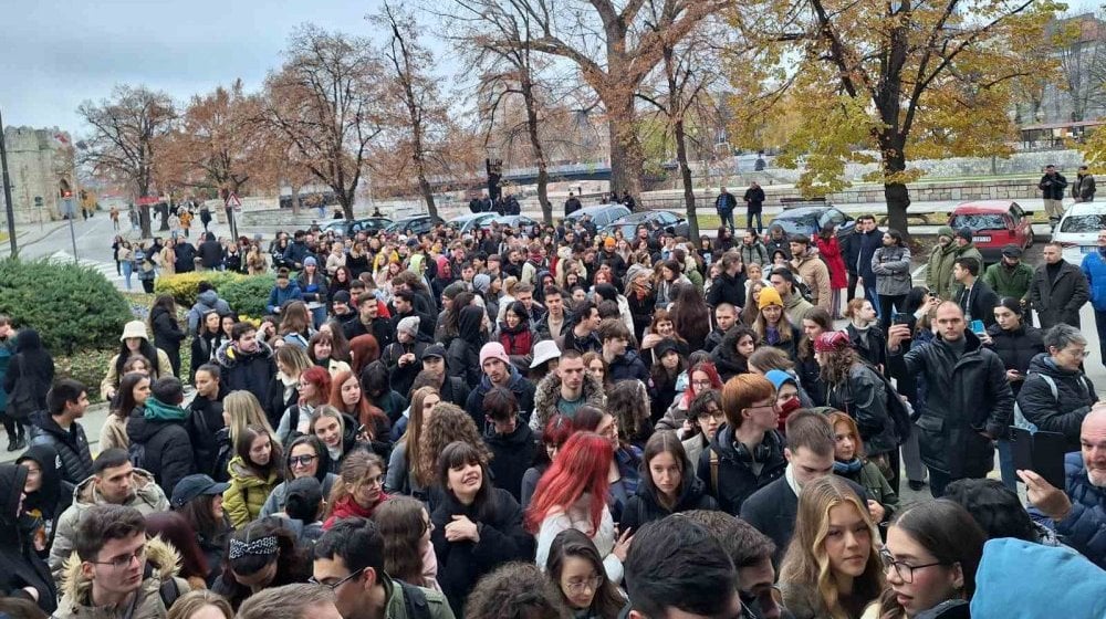 Ko koristi i obmanjuje studente: SKONUS i akademci sa blokada razmenili saopštenja 1