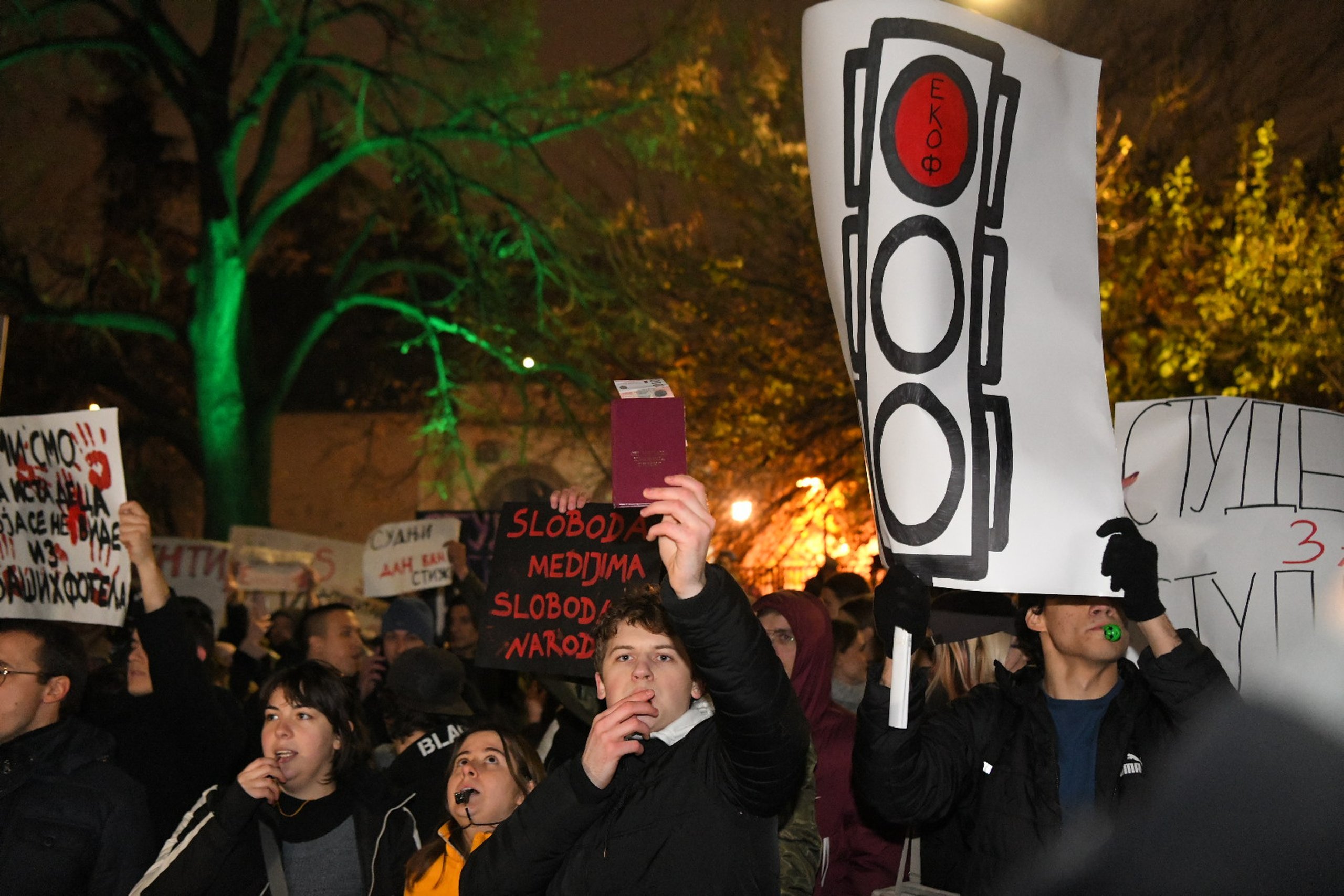 Kako je izgledao protest studenata ispred RTS-a u fotografijama 5