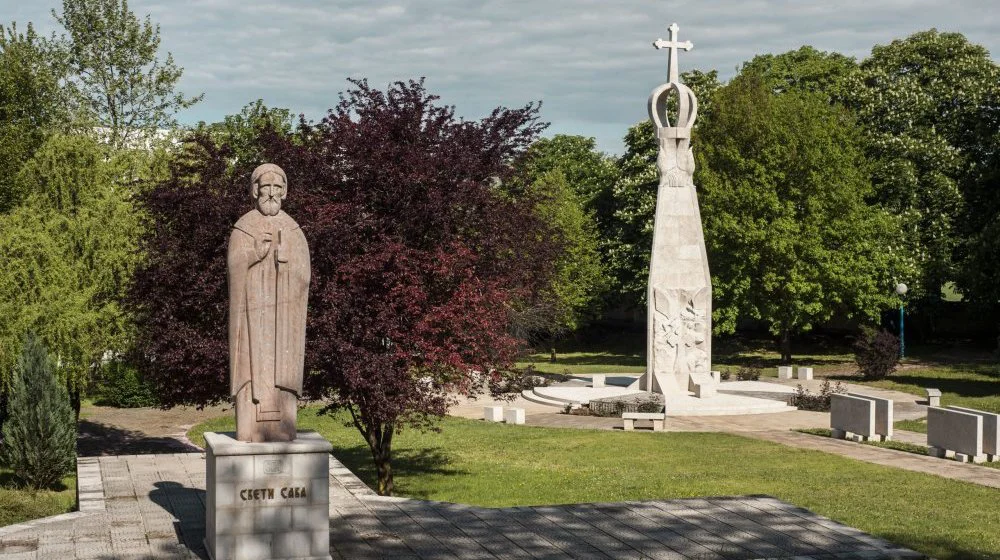 Odbornik SRS okadio skupštinsku salu (VIDEO) 9