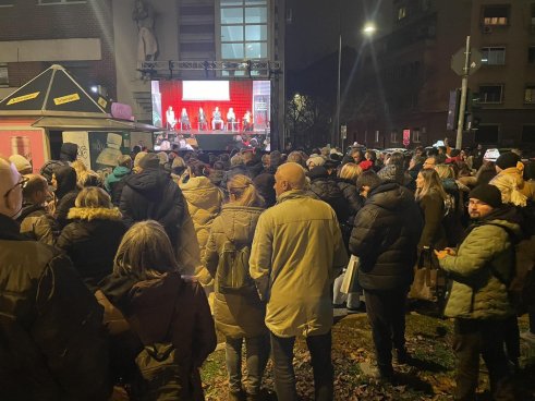 Studenti na tribini ProGlasa: Borićemo se za ovu državu, ne damo da se uruši 5