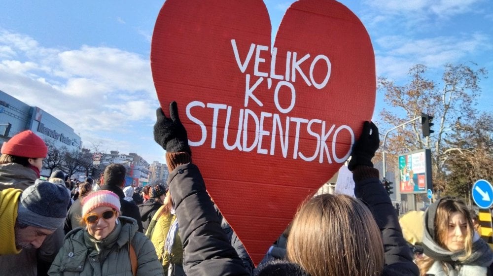 Profesori sa PMF-a kuvali za studente u blokadi: Želimo da pošaljemo poruku da smo uz naše studente 12