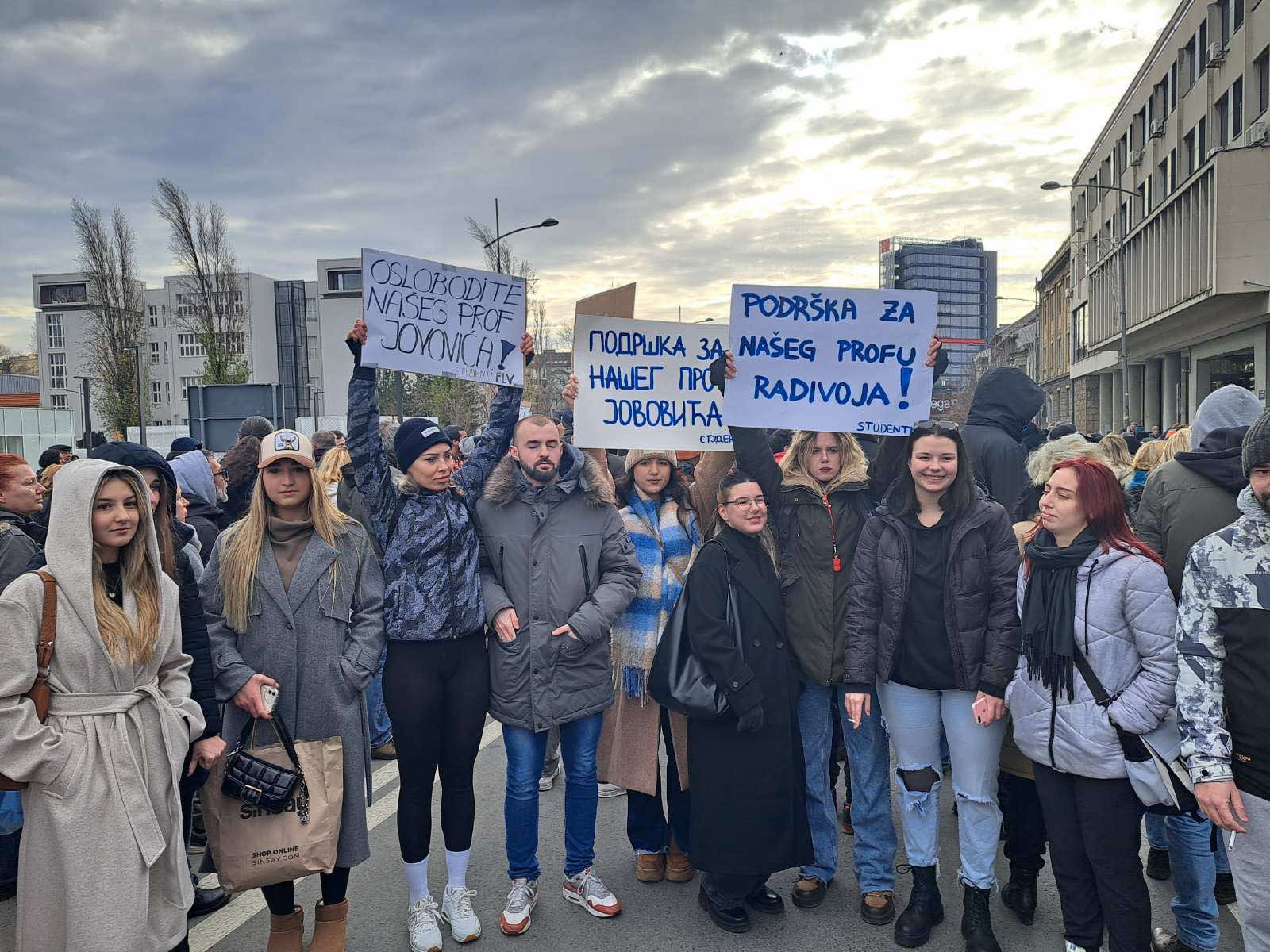 INTERVJU Radivoje Jovović iz kućnog pritvora: Prvi put je režim ozbiljno uzdrman, ne možemo više da se pravimo da ne živimo u diktaturi 3