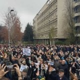 Poljoprivredni fakultet u Novom Sadu nije sačekao plenum studenata, odlučeno da se nastava prekida: Studenti najavljuju da će se svejedno okupiti 6