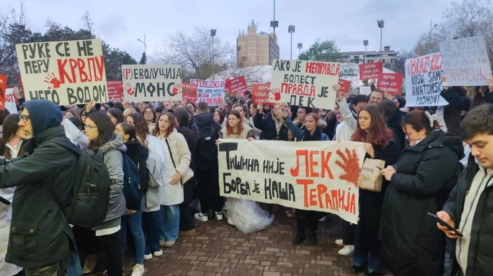 Doktori pokrenuli peticiju, podržavaju studente i njihove zahteve: Lekarska komora Srbije munjevito se ogradila od inicijative 8