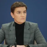 "Hvala brojnim školama koje su krenule sa nastavom": Brnabić tvrdi da je manje od tri odsto osnovnih škola u potpunoj obustavi nastave 4