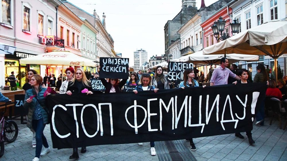 Aktivistkinje odale počast žrtvi femicida u Srbobranu, traže reakciju institucija 8