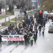 Krivična prijava protiv Novosađanina: Automobilom uleteo u kolonu studenata tokom skupa „Zastani Srbijo“ 9